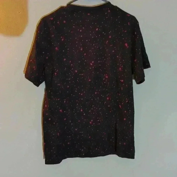 Super Mario T-shirt, black and red, size large - Picture 4 of 6